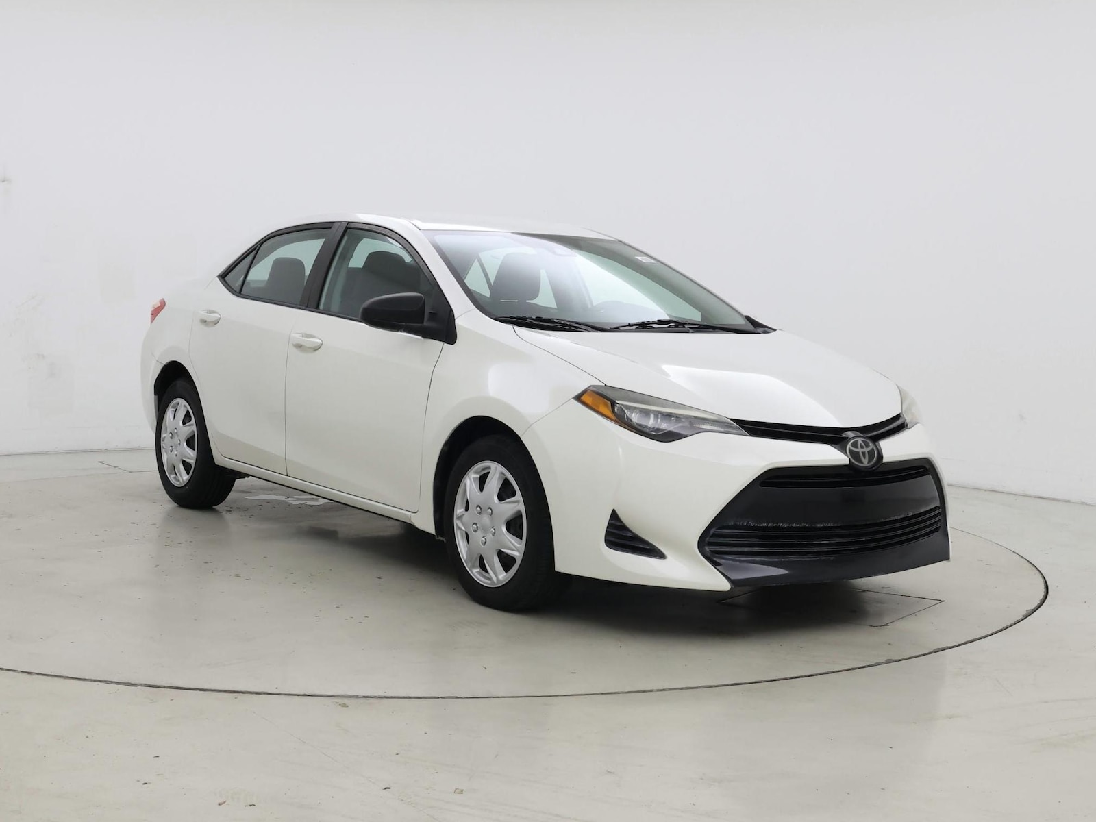 toyota corolla 2019 5YFBURHE1KP914588 image toyota corolla 2019 5YFBURHE1KP914588 image