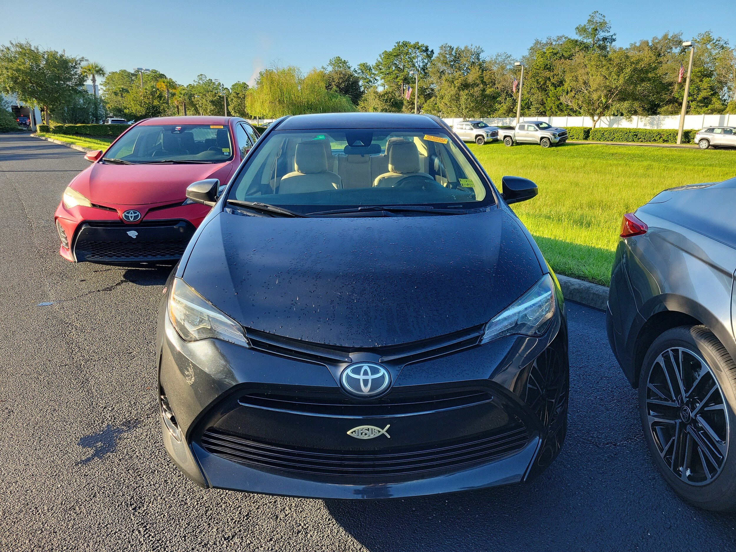 toyota corolla 2019 5YFBURHE7KP865560 image toyota corolla 2019 5YFBURHE7KP865560 image
