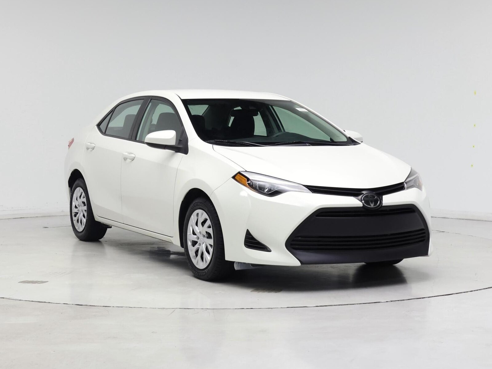 toyota corolla 2019 5YFBURHE4KP894949 image toyota corolla 2019 5YFBURHE4KP894949 image
