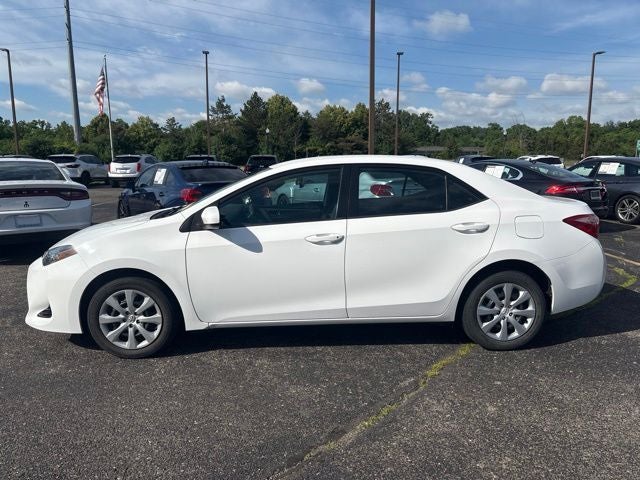 toyota corolla 2019 2T1BURHE9KC194196 image toyota corolla 2019 2T1BURHE9KC194196 image