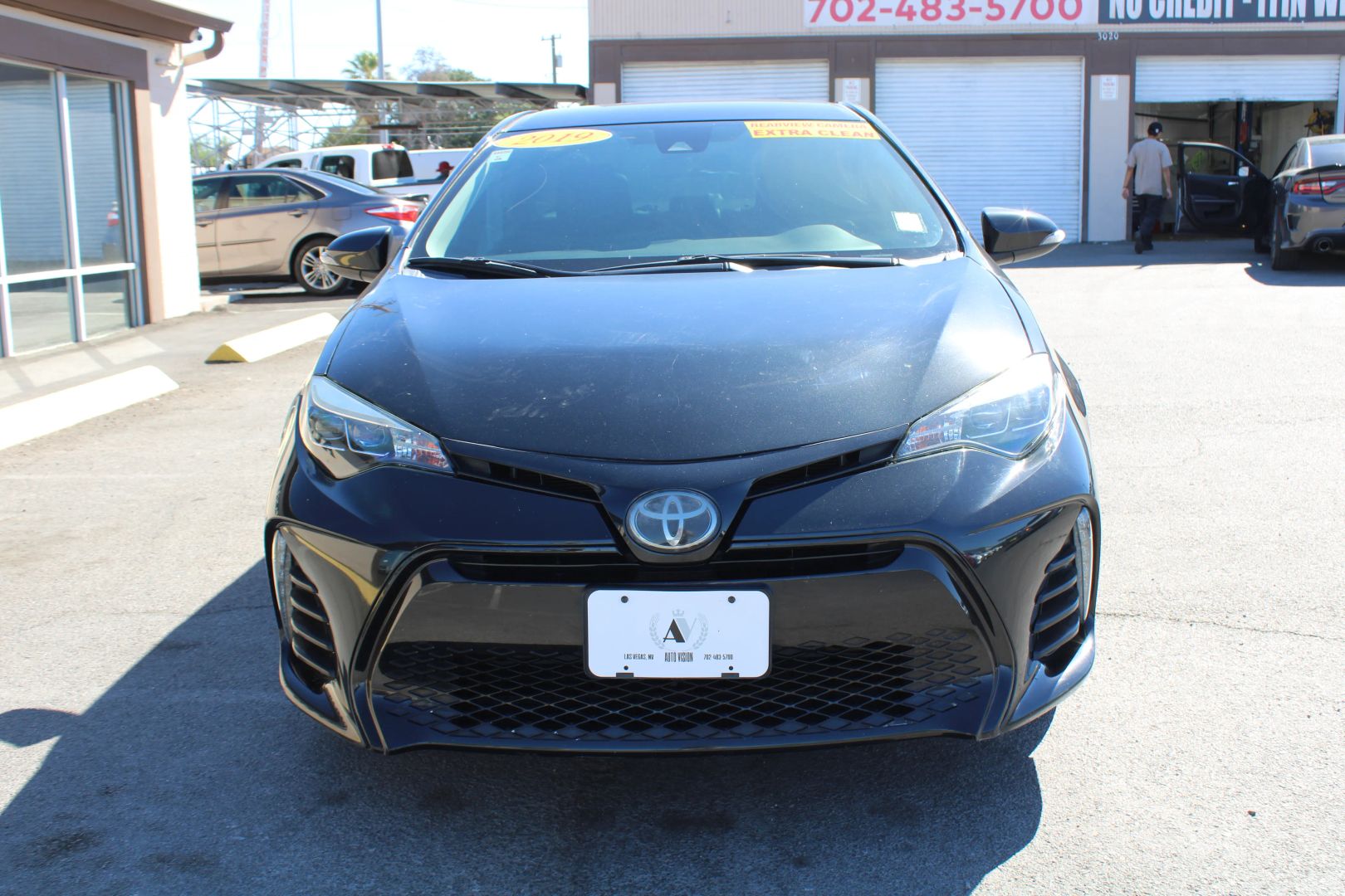 toyota corolla 2019 5YFBURHE1KP939734 image toyota corolla 2019 5YFBURHE1KP939734 image