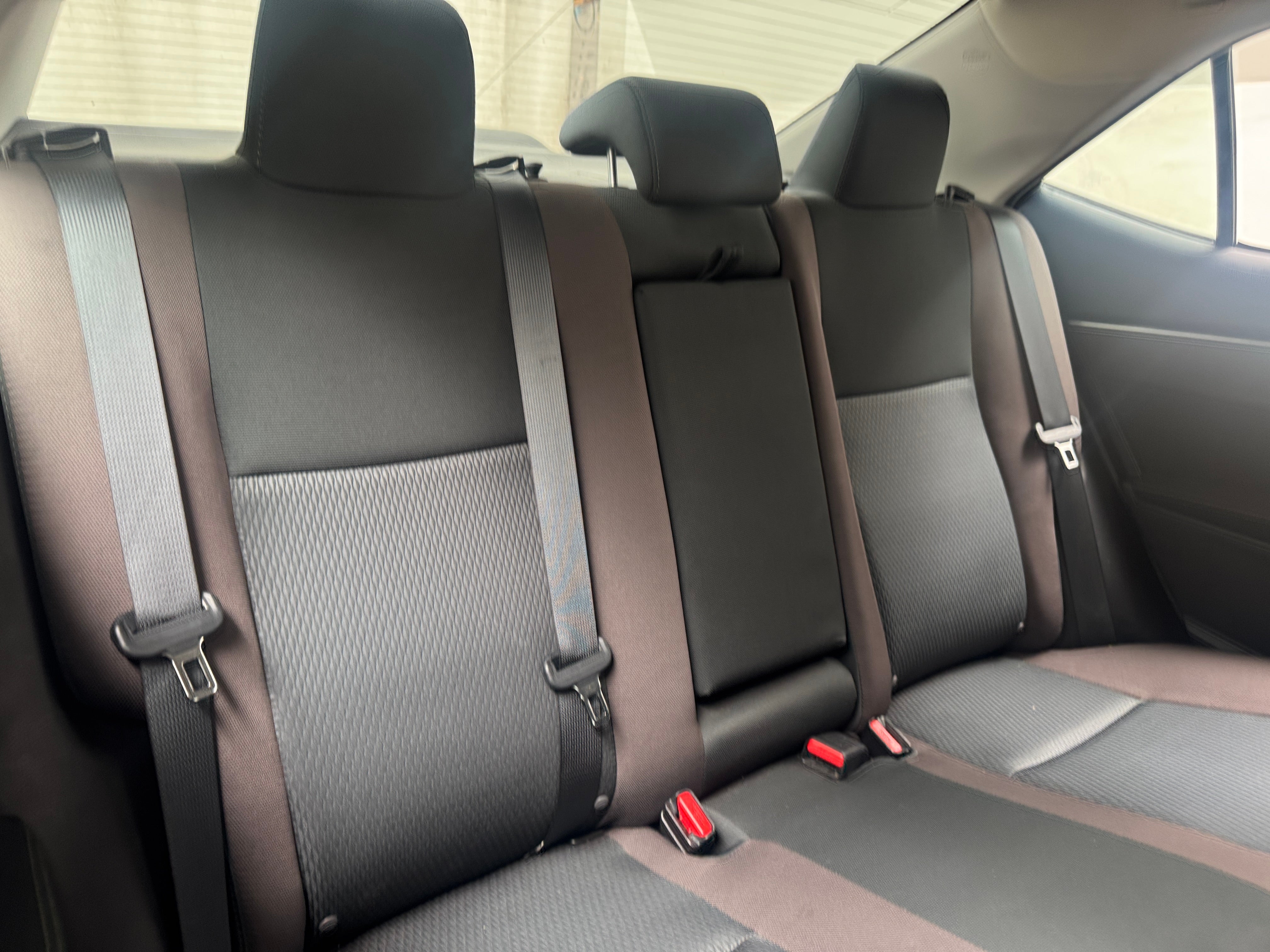 toyota corolla 2019 2T1BURHE7KC228085 image toyota corolla 2019 2T1BURHE7KC228085 image