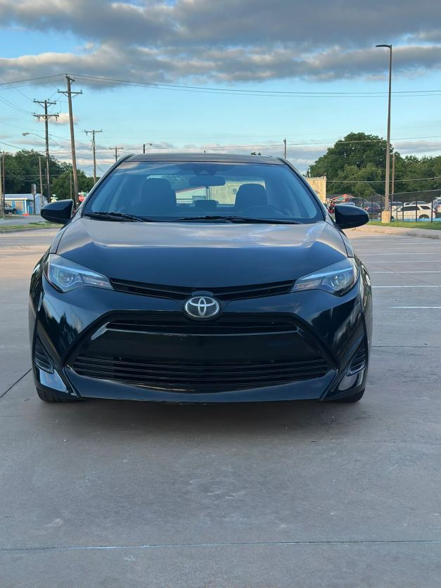 toyota corolla 2019 5YFBURHE5KP949022 image toyota corolla 2019 5YFBURHE5KP949022 image