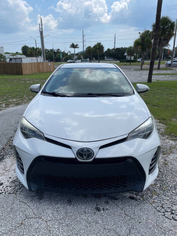 toyota corolla 2018 5YFBURHE9JP790584 image toyota corolla 2018 5YFBURHE9JP790584 image