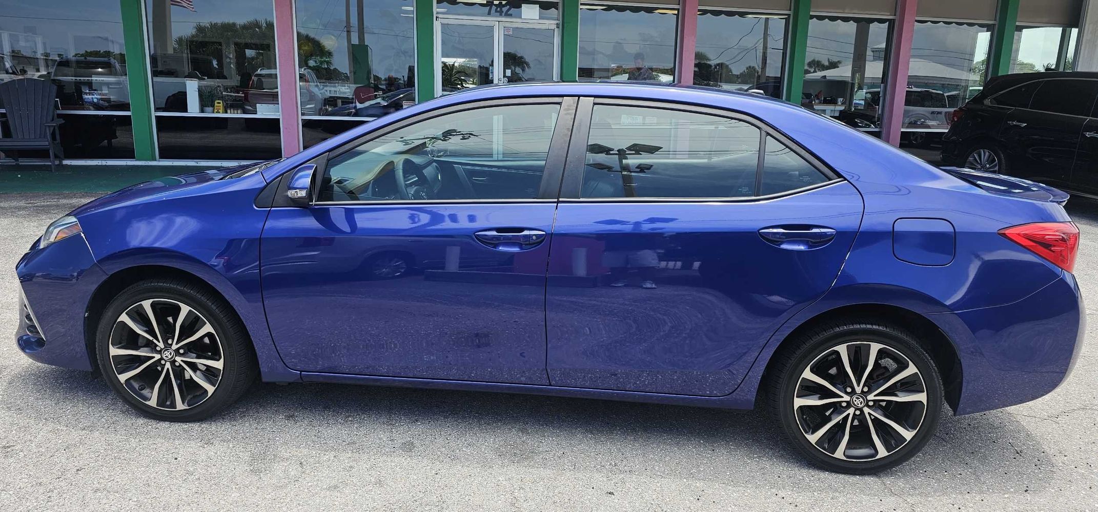 toyota corolla 2018 5YFBURHE3JP776843 image toyota corolla 2018 5YFBURHE3JP776843 image