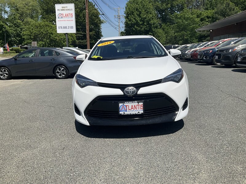 toyota corolla 2018 5YFBURHE5JP765035 image toyota corolla 2018 5YFBURHE5JP765035 image