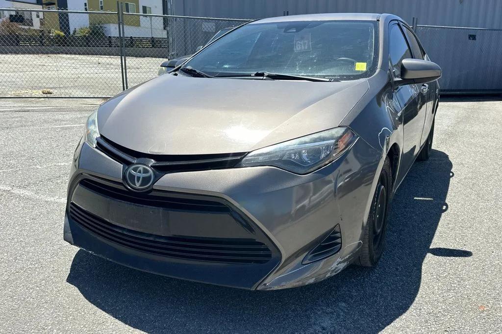 toyota corolla 2018 5YFBURHE4JP766953 image toyota corolla 2018 5YFBURHE4JP766953 image