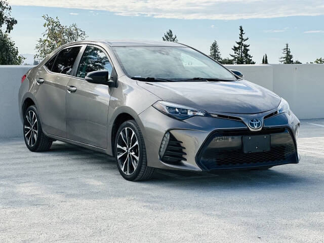 toyota corolla 2018 5YFBURHE2JP743784 image toyota corolla 2018 5YFBURHE2JP743784 image