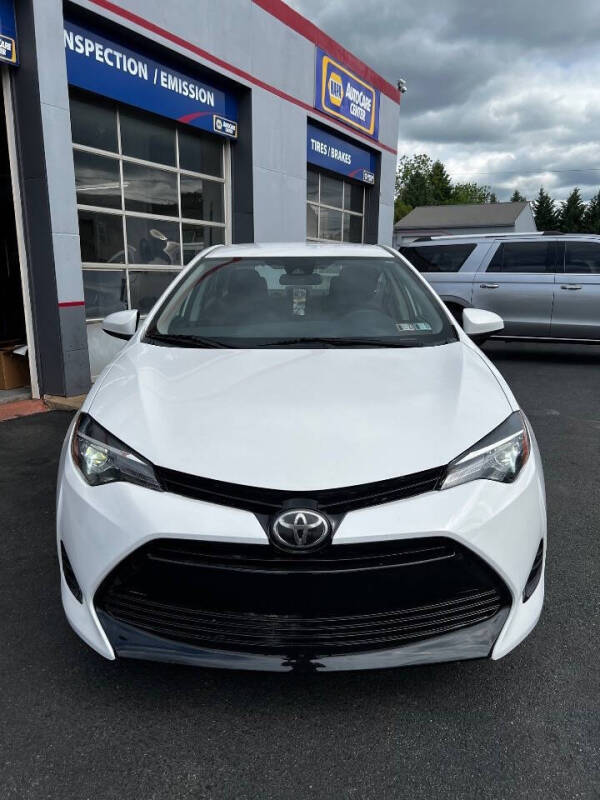 toyota corolla 2018 5YFBURHEXJP764494 image toyota corolla 2018 5YFBURHEXJP764494 image