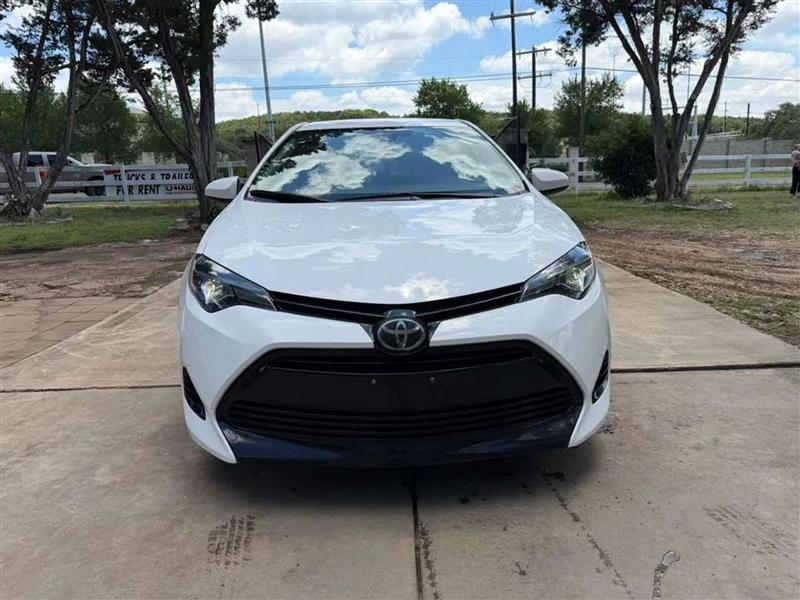 toyota corolla 2018 5YFBURHE7JP738029 image toyota corolla 2018 5YFBURHE7JP738029 image