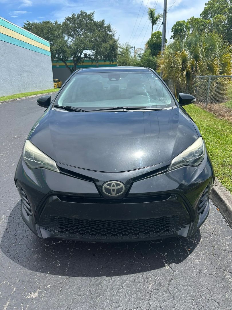 toyota corolla 2018 5YFBURHE6JP784502 image toyota corolla 2018 5YFBURHE6JP784502 image