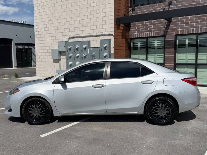 toyota corolla 2018 2T1BURHE2JC979514 image toyota corolla 2018 2T1BURHE2JC979514 image