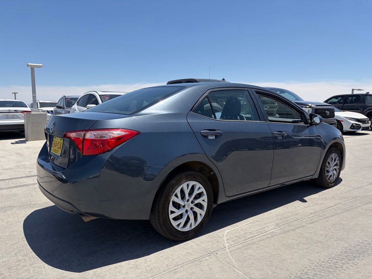 toyota corolla 2018 5YFBURHE0JP790537 image toyota corolla 2018 5YFBURHE0JP790537 image