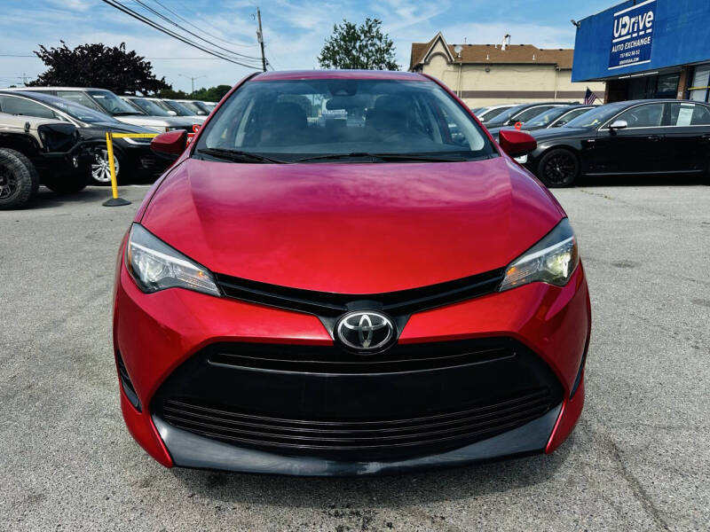 toyota corolla 2018 5YFBURHE5JP805436 image toyota corolla 2018 5YFBURHE5JP805436 image
