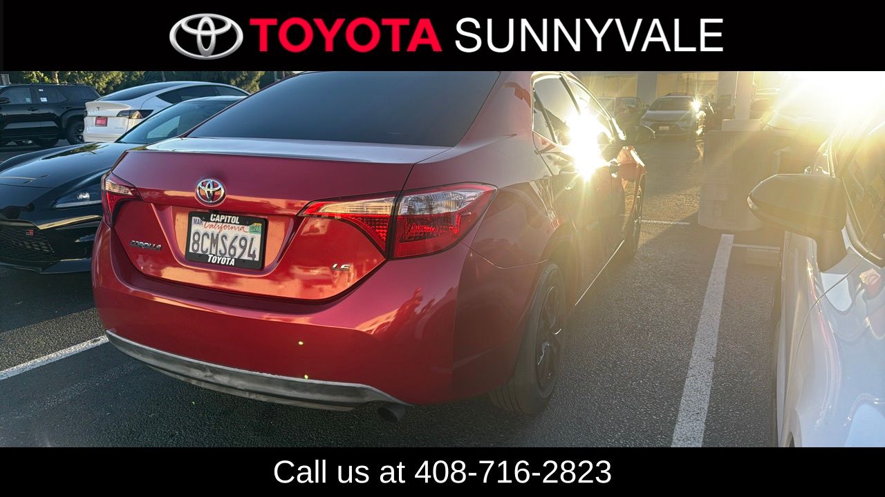 toyota corolla 2018 5YFBURHE6JP811973 image toyota corolla 2018 5YFBURHE6JP811973 image