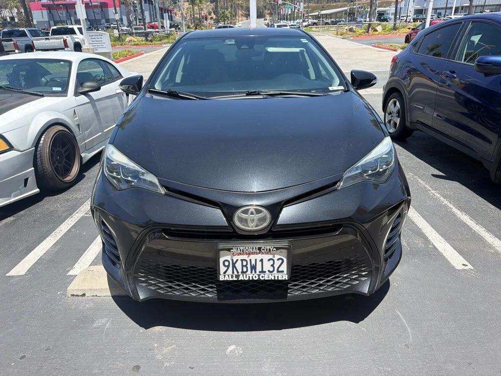 toyota corolla 2018 5YFBURHE6JP772592 image toyota corolla 2018 5YFBURHE6JP772592 image