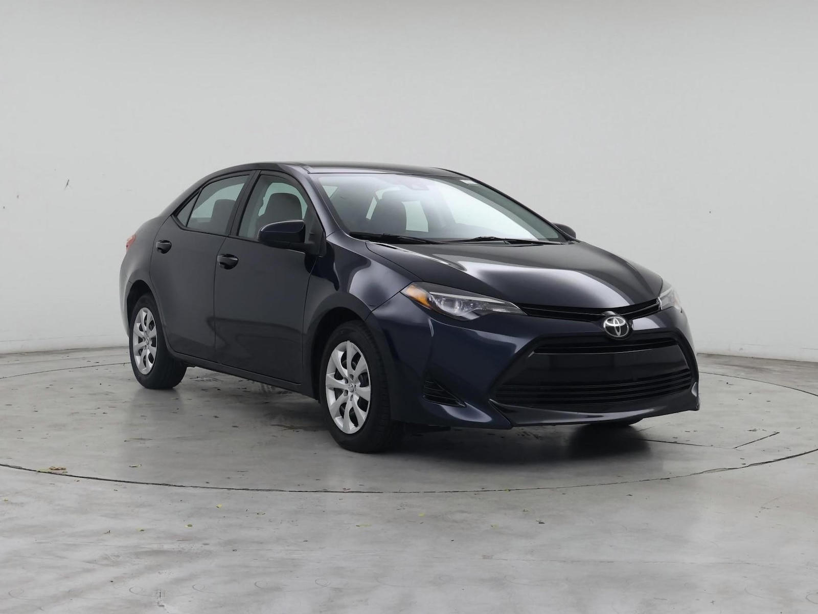 toyota corolla 2018 5YFBURHE8JP777602 image toyota corolla 2018 5YFBURHE8JP777602 image