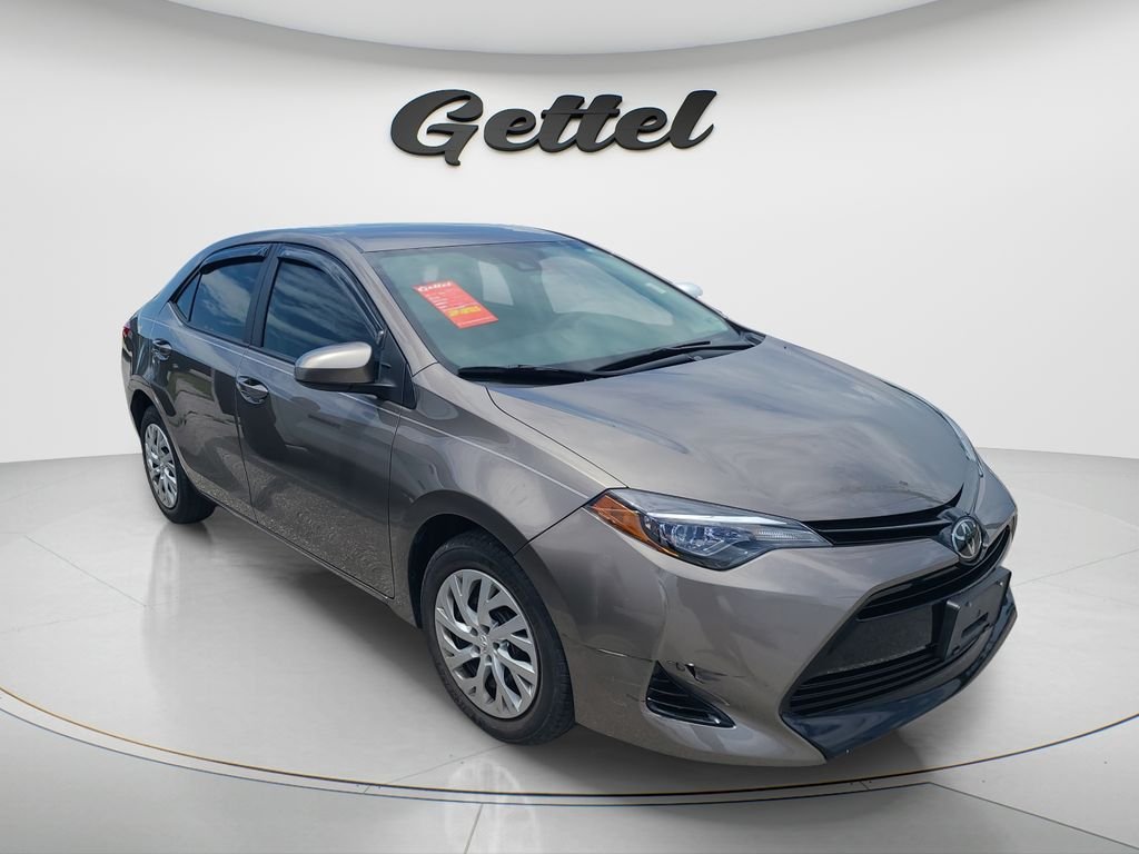 toyota corolla 2018 5YFBURHE2JP779006 image toyota corolla 2018 5YFBURHE2JP779006 image