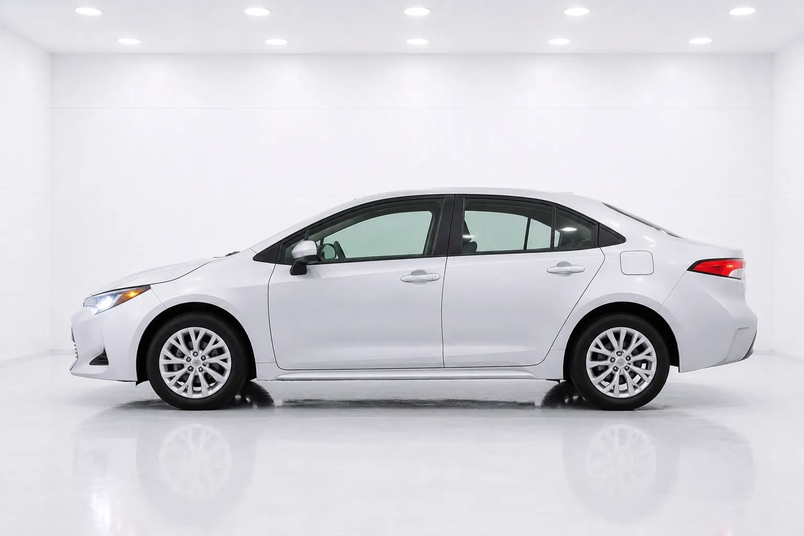 toyota corolla 2018 2T1BURHE7JC114828 image toyota corolla 2018 2T1BURHE7JC114828 image