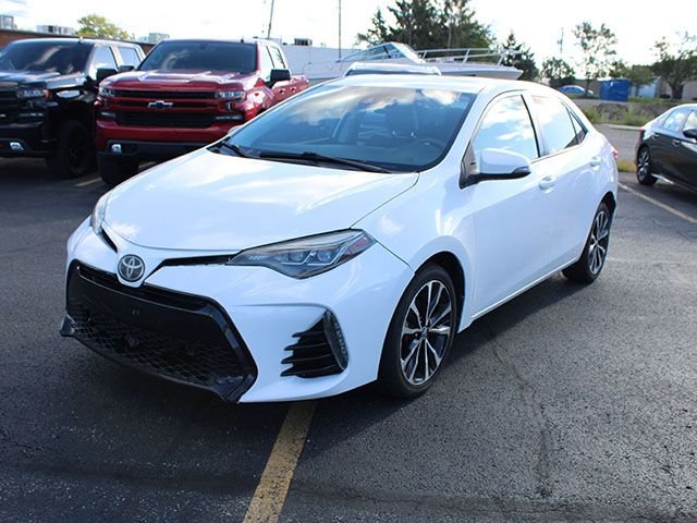 toyota corolla 2018 5YFBURHE0JP822550 image toyota corolla 2018 5YFBURHE0JP822550 image