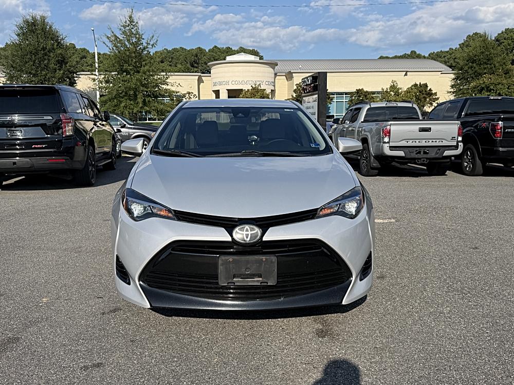 toyota corolla 2018 2T1BURHE5JC038137 image toyota corolla 2018 2T1BURHE5JC038137 image