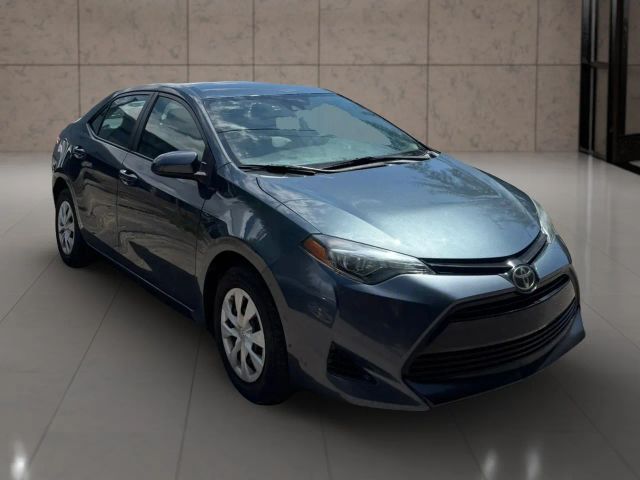 toyota corolla 2018 5YFBURHE9JP798622 image toyota corolla 2018 5YFBURHE9JP798622 image