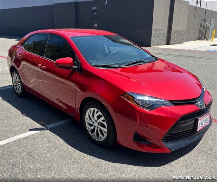 toyota corolla 2018 2T1BURHE9JC056091 image toyota corolla 2018 2T1BURHE9JC056091 image