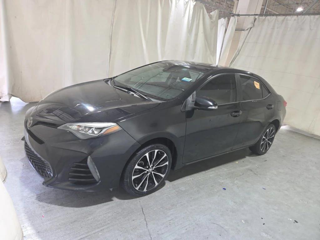 toyota corolla 2018 2T1BURHE1JC067327 image toyota corolla 2018 2T1BURHE1JC067327 image