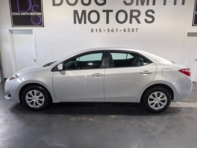 toyota corolla 2018 2T1BURHE8JC991215 image toyota corolla 2018 2T1BURHE8JC991215 image