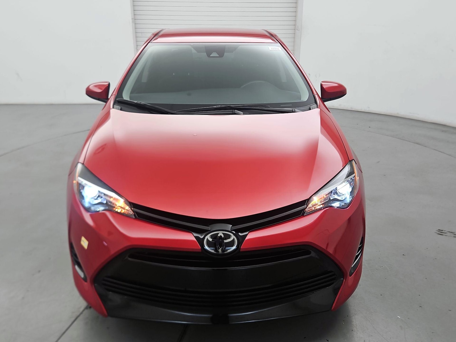 toyota corolla 2018 5YFBURHE9JP743958 image toyota corolla 2018 5YFBURHE9JP743958 image