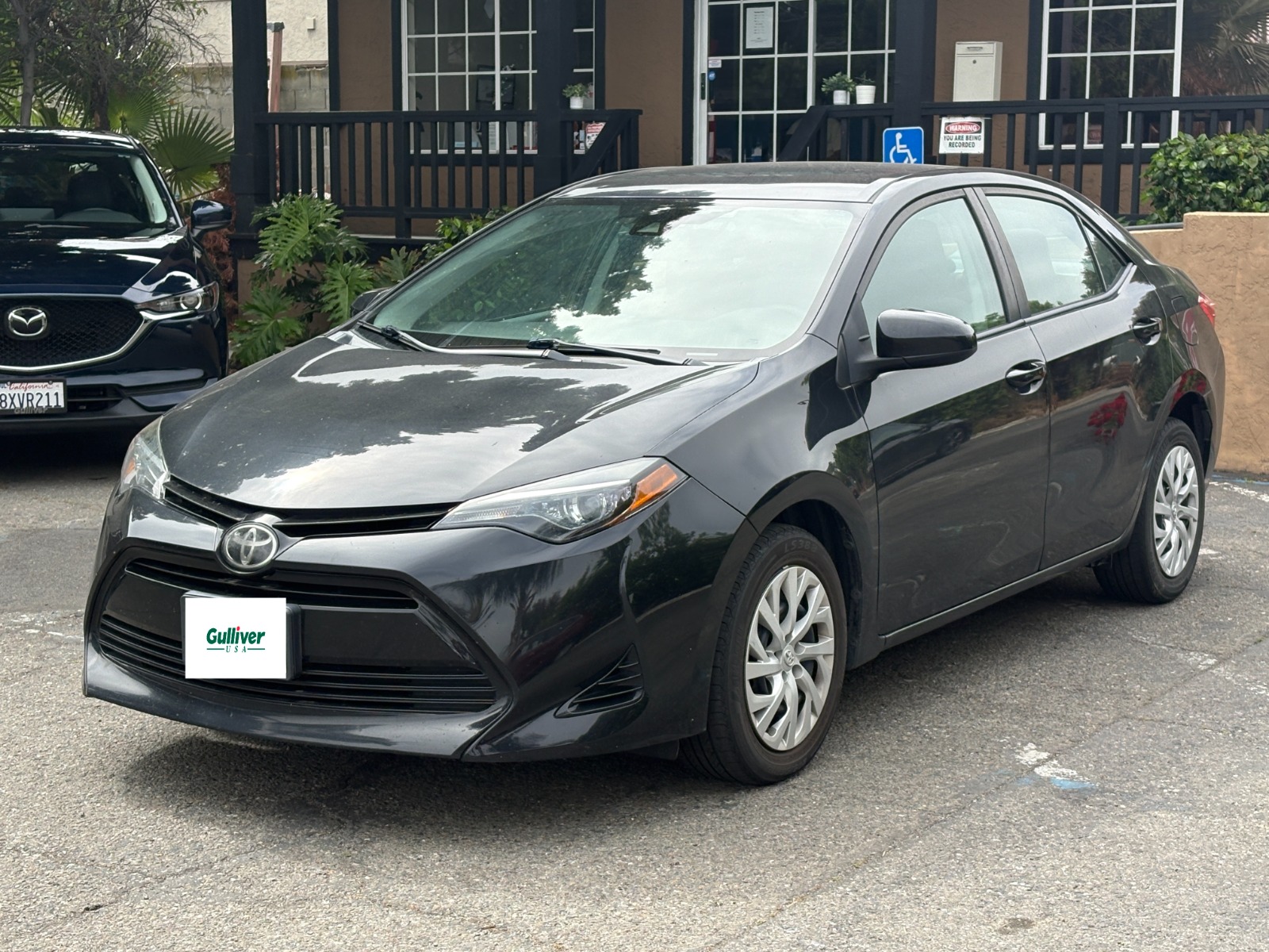 toyota corolla 2018 5YFBURHEXJP804850 image toyota corolla 2018 5YFBURHEXJP804850 image