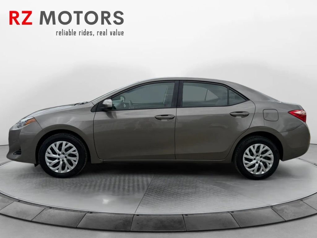 toyota corolla 2018 5YFBURHE9JP780363 image toyota corolla 2018 5YFBURHE9JP780363 image