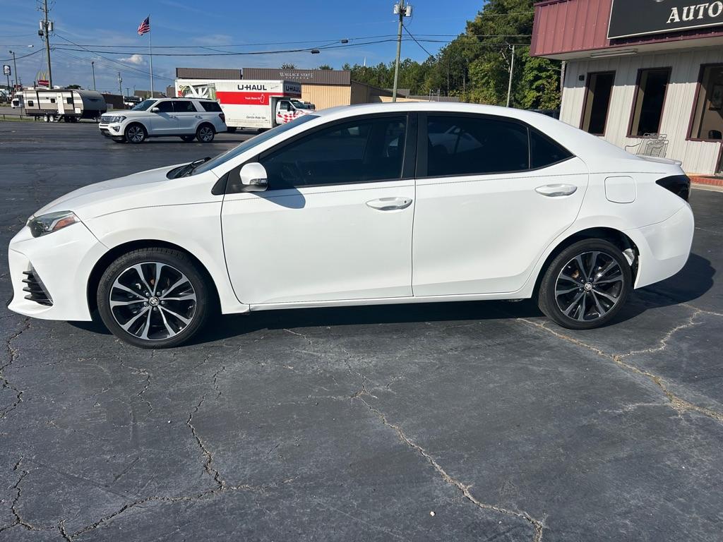 toyota corolla 2018 5YFBURHE0JP772569 image toyota corolla 2018 5YFBURHE0JP772569 image