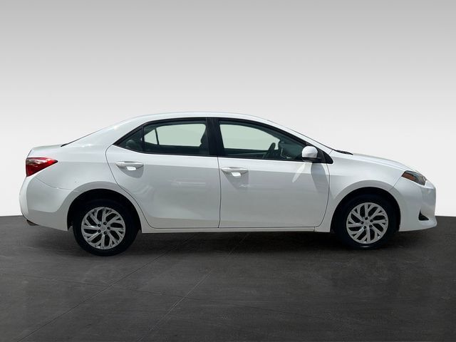 toyota corolla 2018 5YFBURHE9JP770089 image toyota corolla 2018 5YFBURHE9JP770089 image
