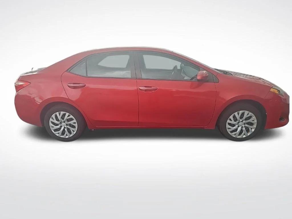 toyota corolla 2018 5YFBURHE4JP815651 image toyota corolla 2018 5YFBURHE4JP815651 image