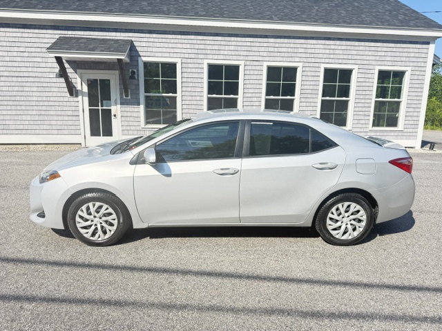 toyota corolla 2018 5YFBURHE8JP805270 image toyota corolla 2018 5YFBURHE8JP805270 image