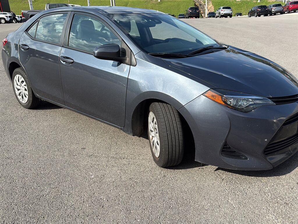 toyota corolla 2018 2T1BURHE8JC064246 image toyota corolla 2018 2T1BURHE8JC064246 image