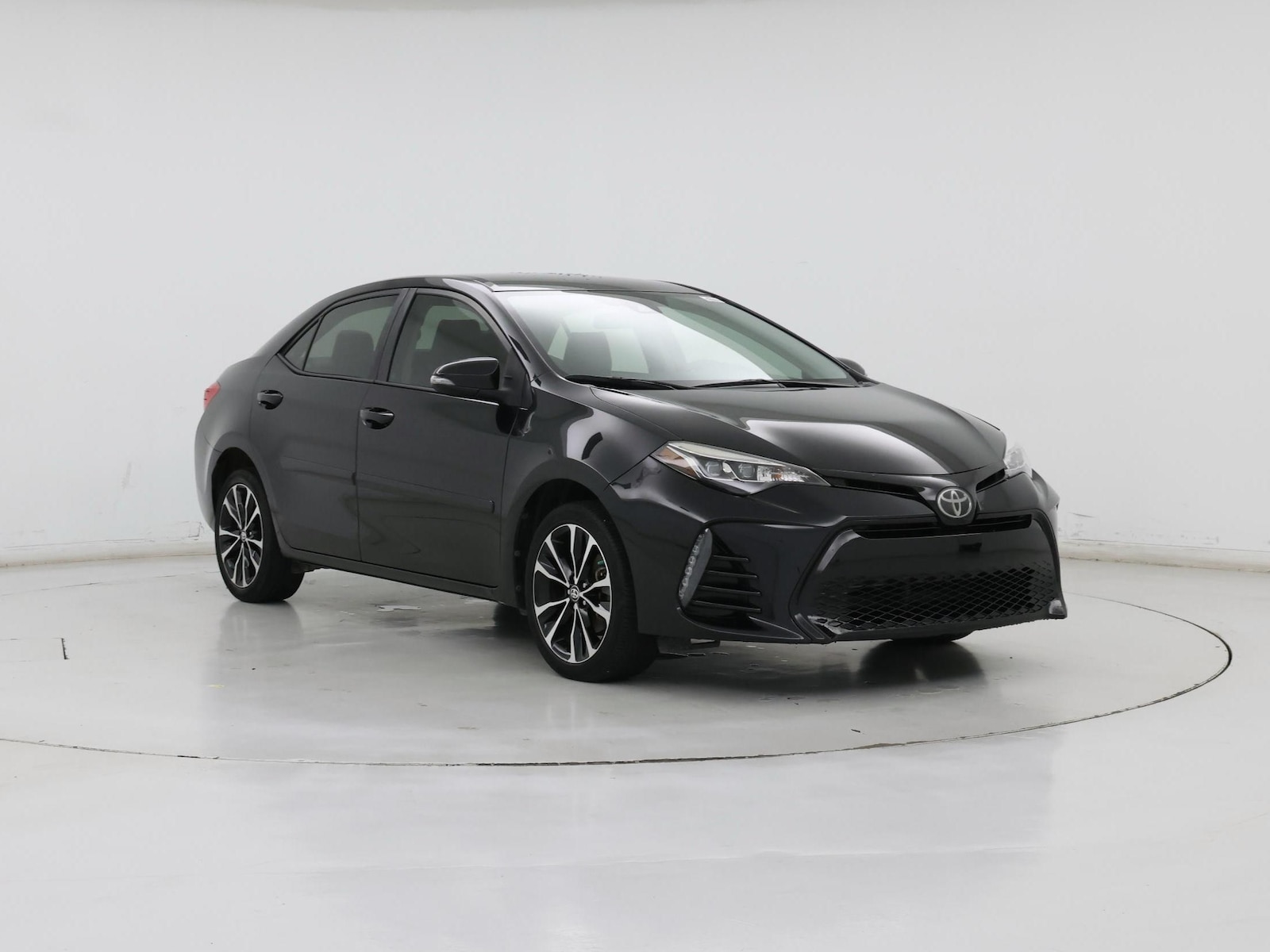 toyota corolla 2018 5YFBURHE9JP813376 image toyota corolla 2018 5YFBURHE9JP813376 image