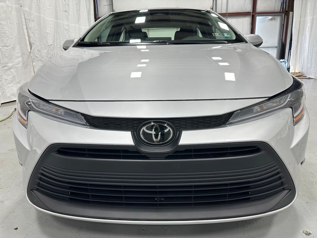toyota corolla 2026 5YFB4MDE9TP382792 image toyota corolla 2026 5YFB4MDE9TP382792 image