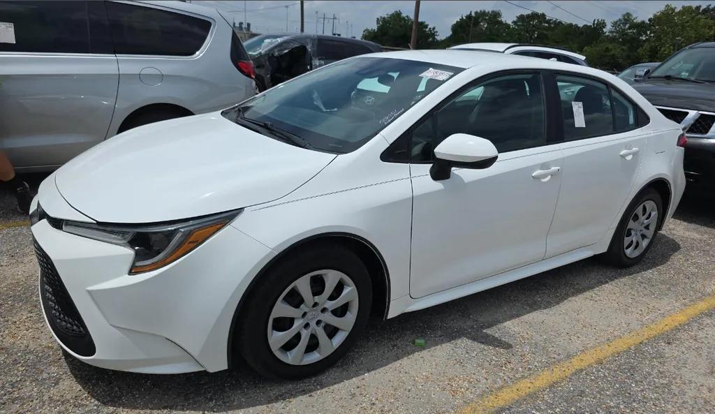 toyota corolla 2021 5YFEPMAE0MP224917 image toyota corolla 2021 5YFEPMAE0MP224917 image