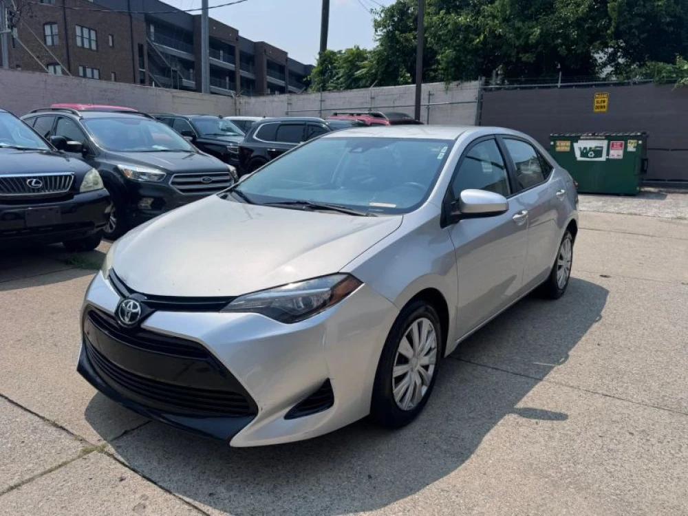 toyota corolla 2017 5YFBURHE4HP596717 image toyota corolla 2017 5YFBURHE4HP596717 image