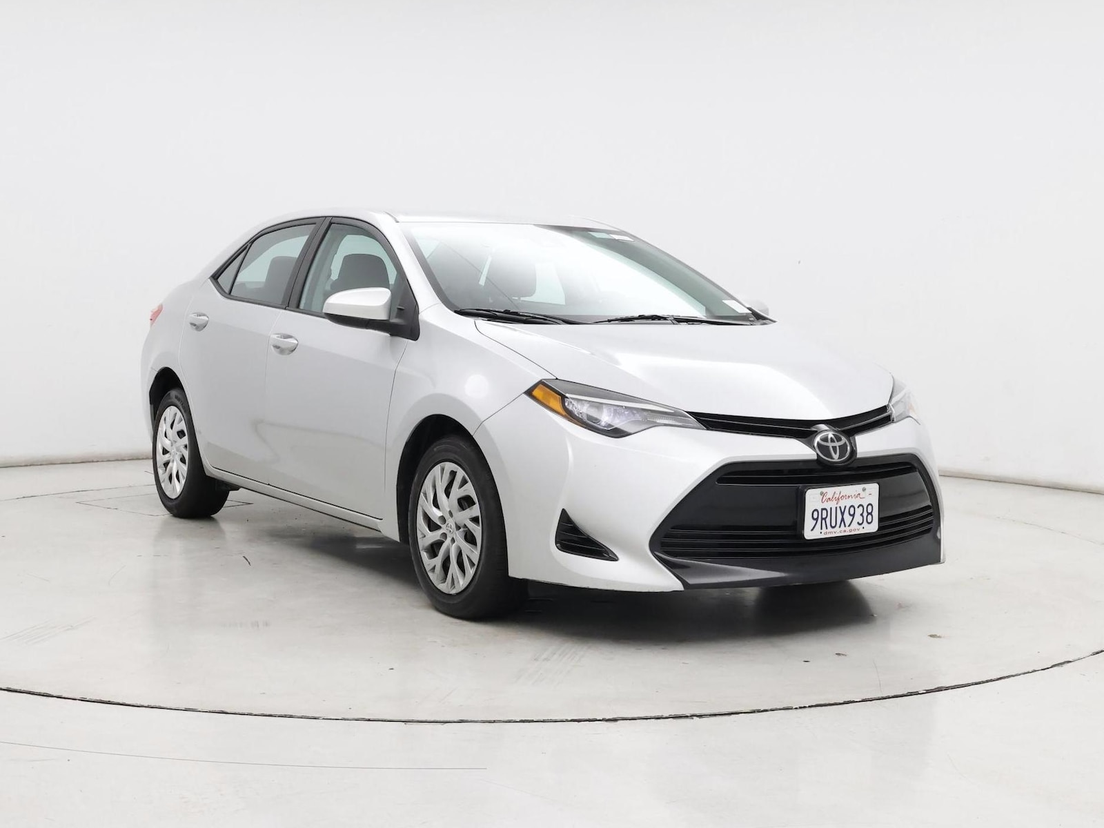 toyota corolla 2017 5YFBURHE0HP640650 image toyota corolla 2017 5YFBURHE0HP640650 image