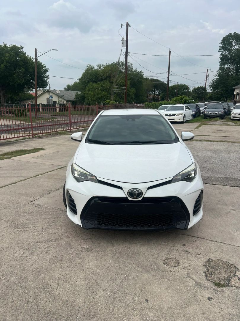 toyota corolla 2017 5YFBURHE3HP618092 image toyota corolla 2017 5YFBURHE3HP618092 image
