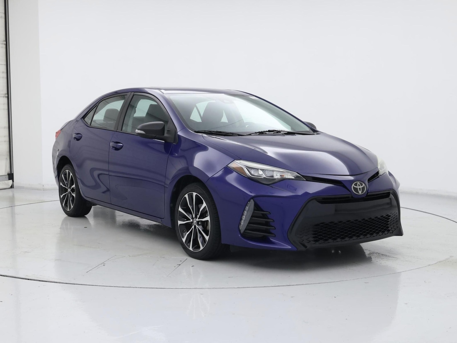 toyota corolla 2017 5YFBURHE5HP697264 image toyota corolla 2017 5YFBURHE5HP697264 image