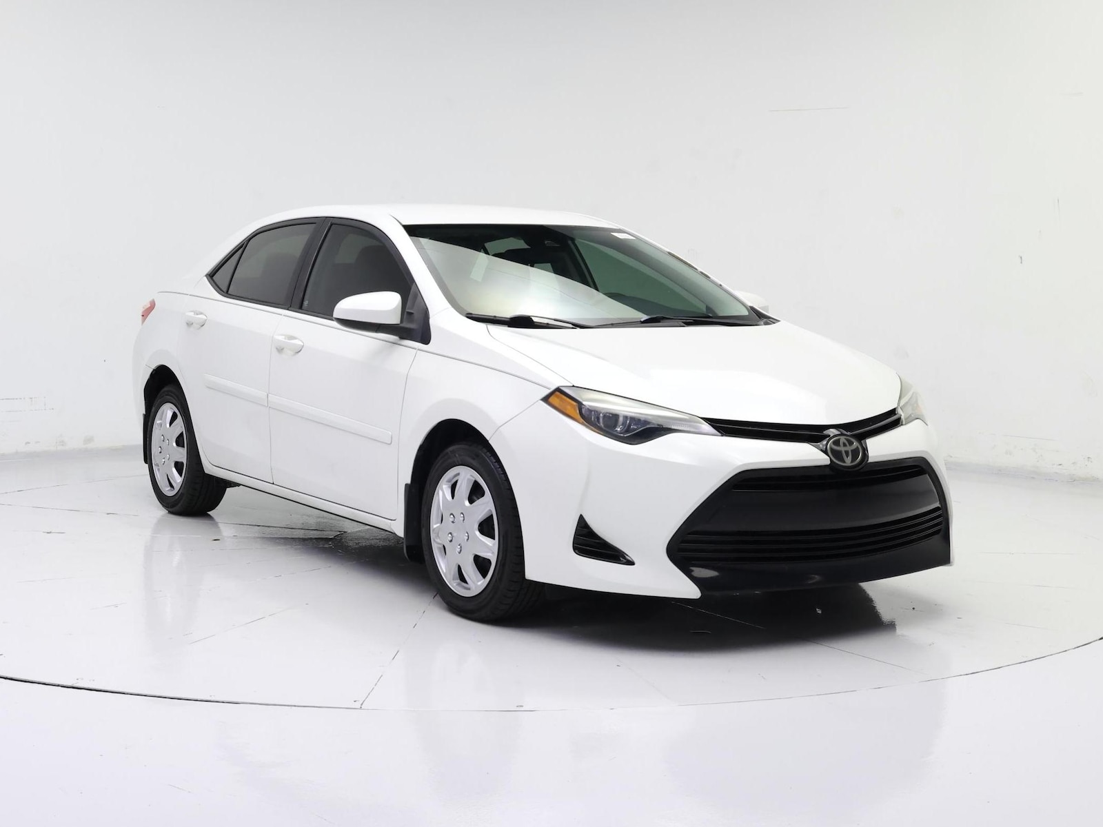 toyota corolla 2017 5YFBURHE5HP679203 image toyota corolla 2017 5YFBURHE5HP679203 image