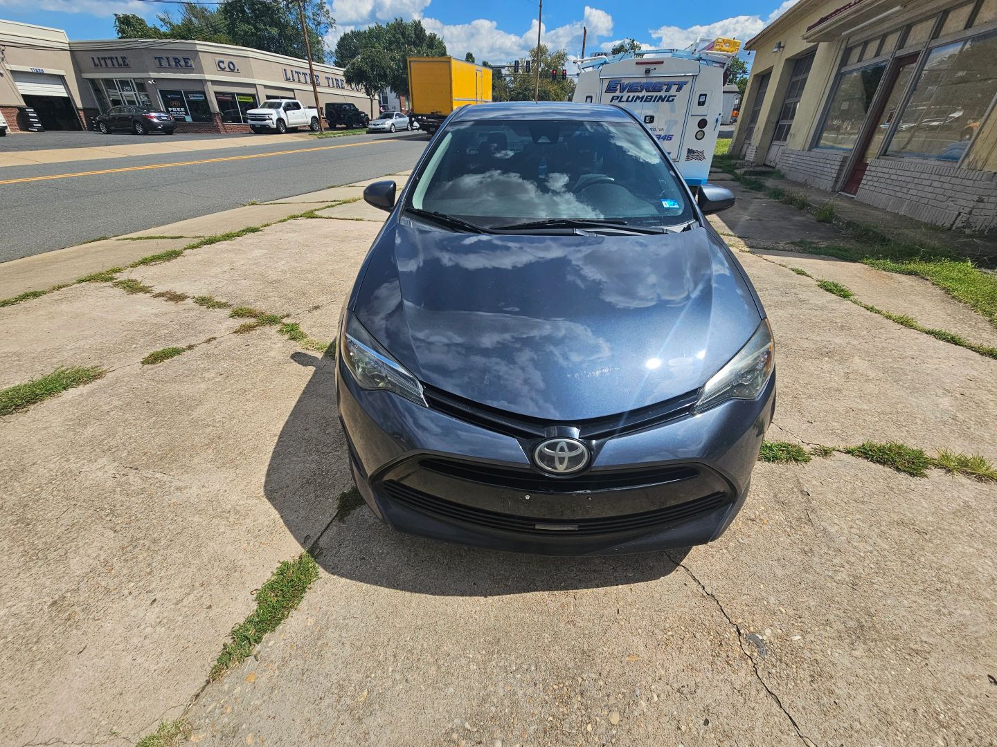 toyota corolla 2017 2T1BURHE8HC762947 image toyota corolla 2017 2T1BURHE8HC762947 image