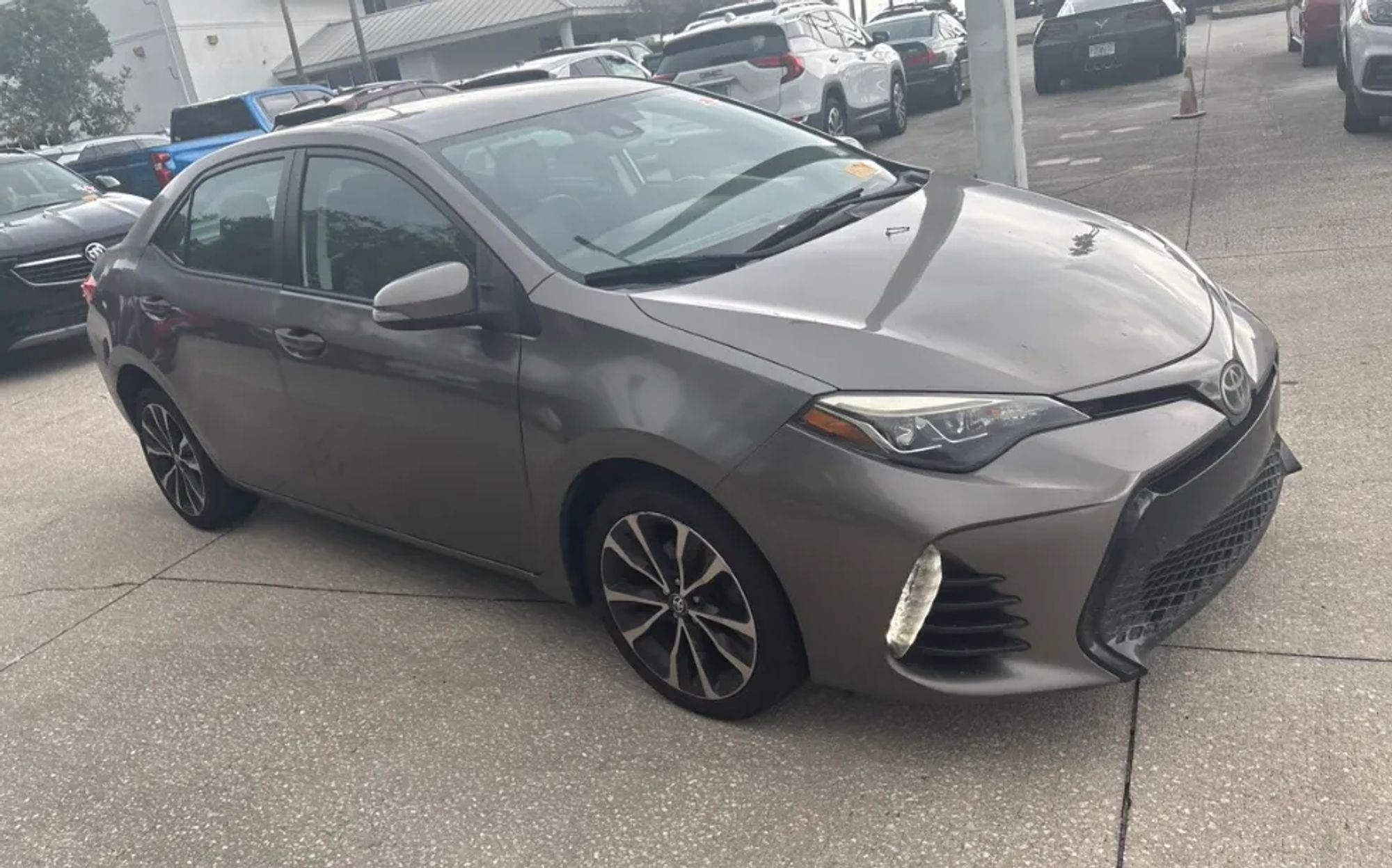 toyota corolla 2017 5YFBURHE9HP600227 image toyota corolla 2017 5YFBURHE9HP600227 image