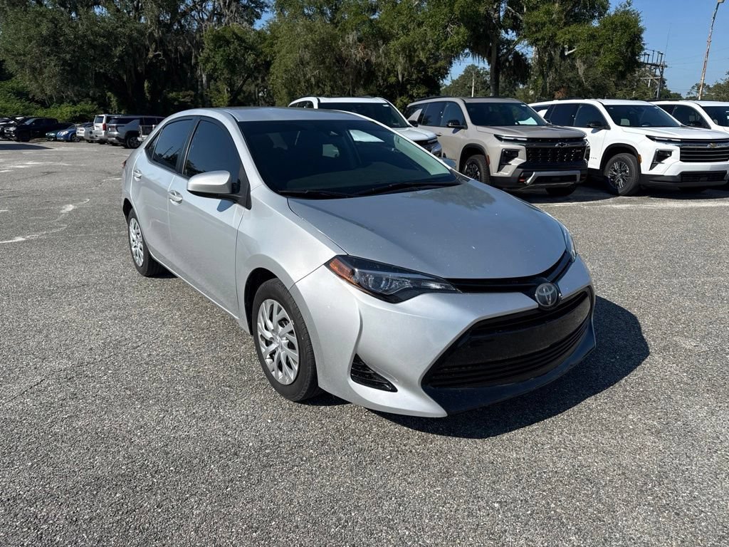 toyota corolla 2017 5YFBURHE5HP719229 image toyota corolla 2017 5YFBURHE5HP719229 image