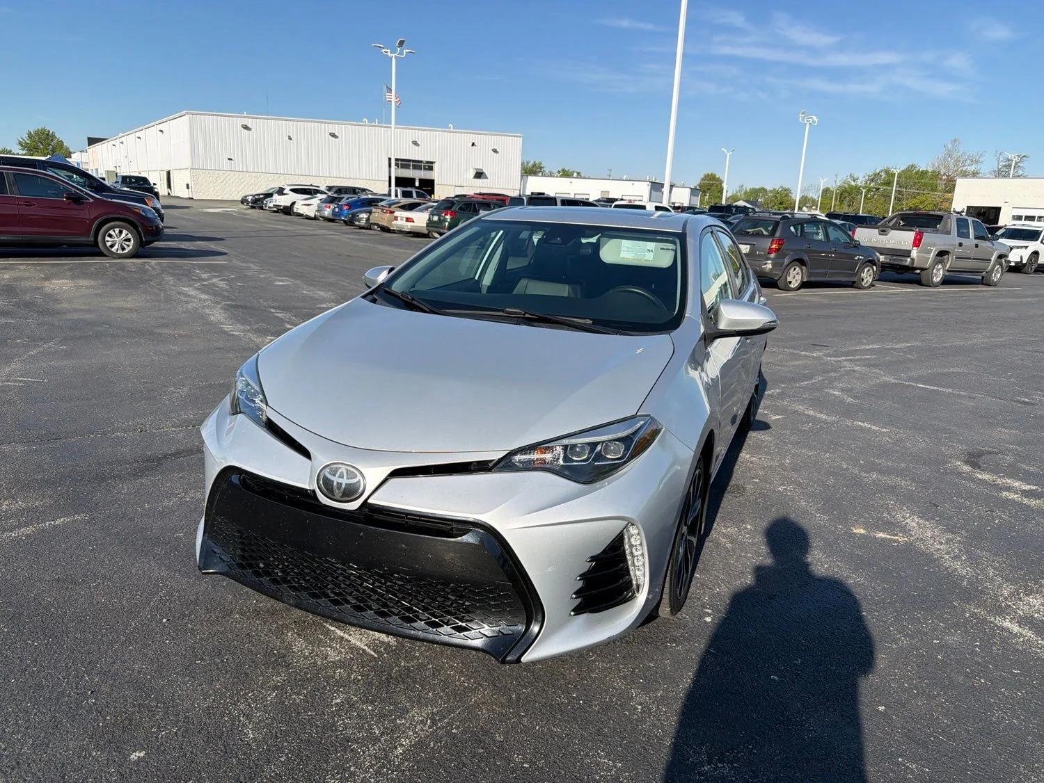toyota corolla 2017 2T1BURHE1HC890902 image toyota corolla 2017 2T1BURHE1HC890902 image