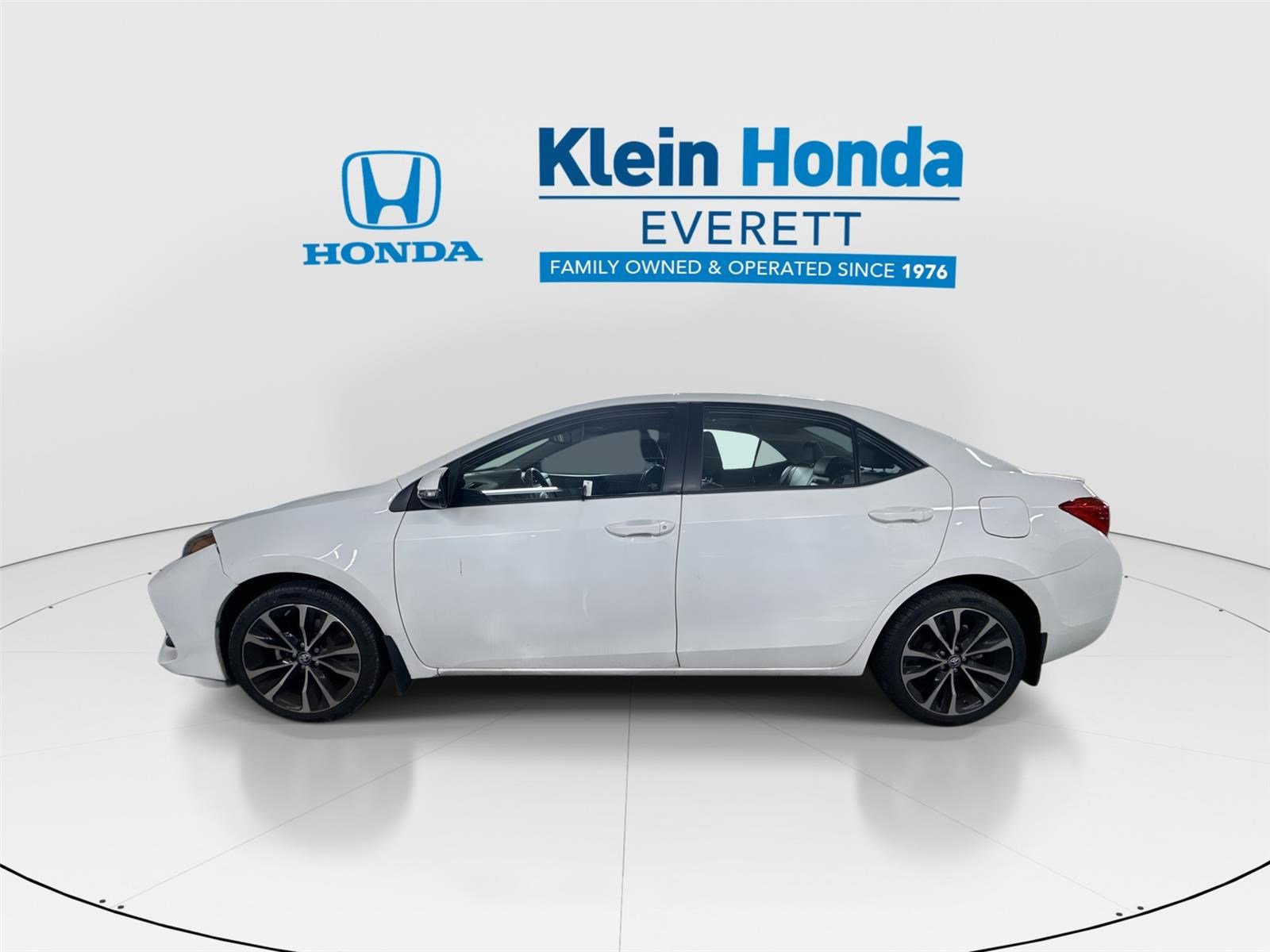 toyota corolla 2017 2T1BURHE1HC764507 image toyota corolla 2017 2T1BURHE1HC764507 image